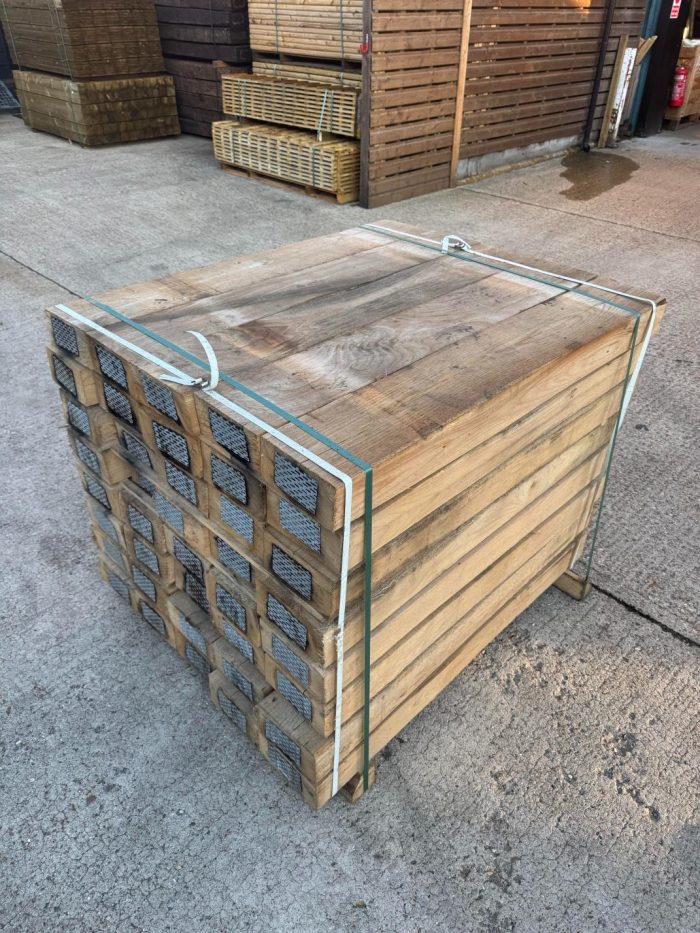 100x200x1200mm_Oak_Sleepers_(2)